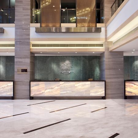 Holiday Inn Beijing Deshengmen By Ihg On 2Nd Ring Road Extension 10-15 Minute Taxi Ride To Shichahai Lama Temple Drum Tower Close To Beijing North Station For Badaling Great Wall Near Exit B Jishuitan Metro Line 2 Exterior foto