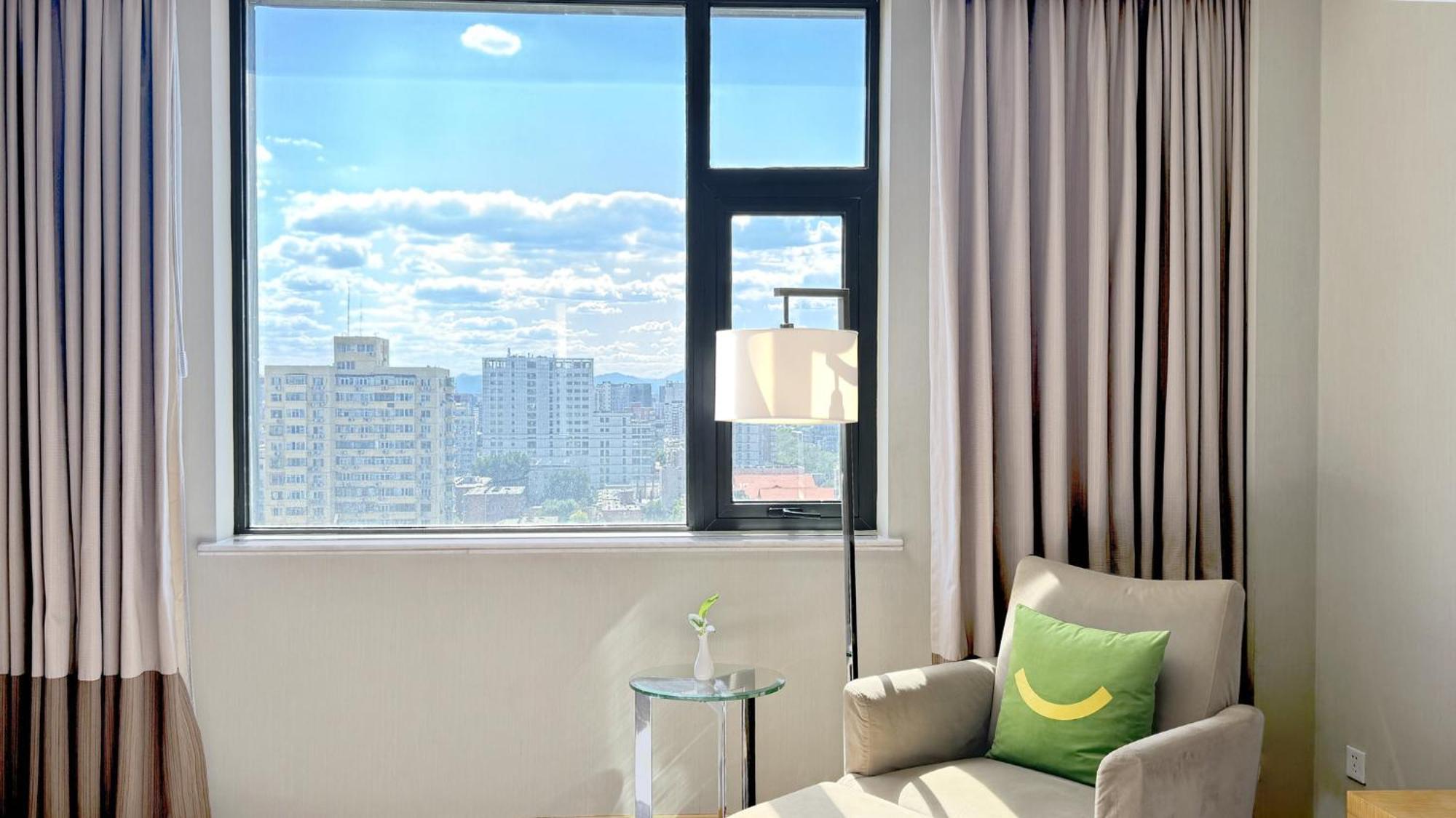 Holiday Inn Beijing Deshengmen By Ihg On 2Nd Ring Road Extension 10-15 Minute Taxi Ride To Shichahai Lama Temple Drum Tower Close To Beijing North Station For Badaling Great Wall Near Exit B Jishuitan Metro Line 2 Exterior foto